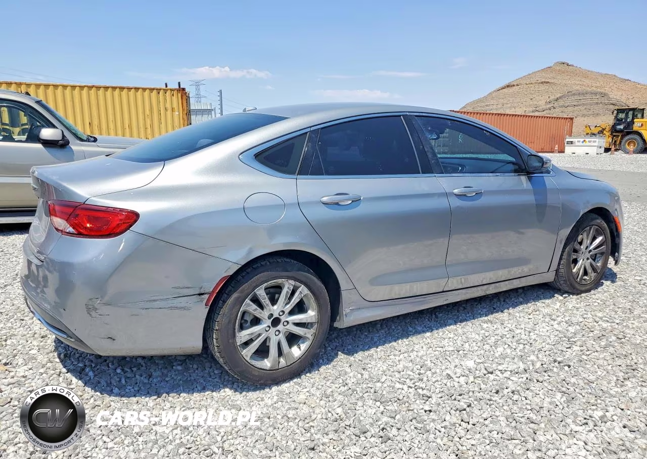 2015 Chrysler 200 Limited VIN:1C3CCCAB0FN658973 - 3
