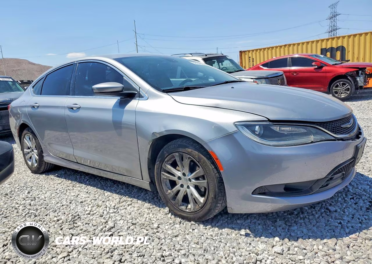 2015 Chrysler 200 Limited VIN:1C3CCCAB0FN658973 - 4