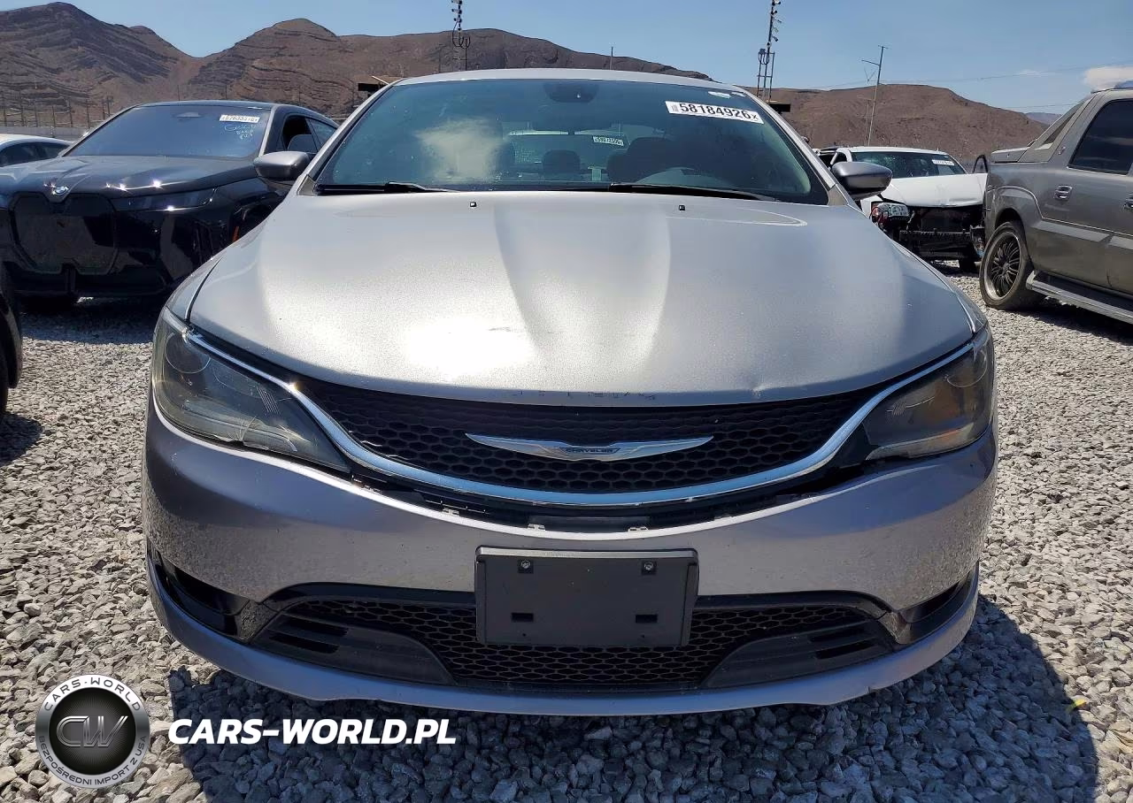 2015 Chrysler 200 Limited VIN:1C3CCCAB0FN658973 - 5