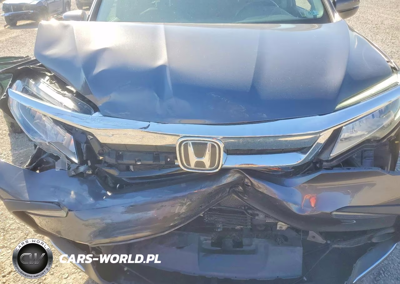 2019 Honda Pilot Touring VIN:5FNYF6H92KB100483 - 12