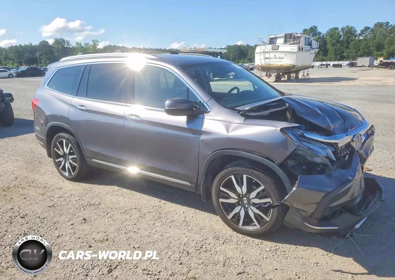 2019 Honda Pilot Touring VIN:5FNYF6H92KB100483 - 4
