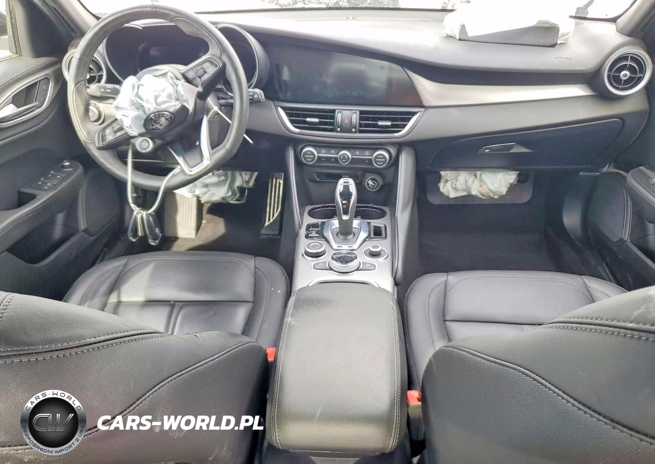 2024 Alfa Romeo Giulia Ti VIN:ZARFAMBN7R7682182 - 8