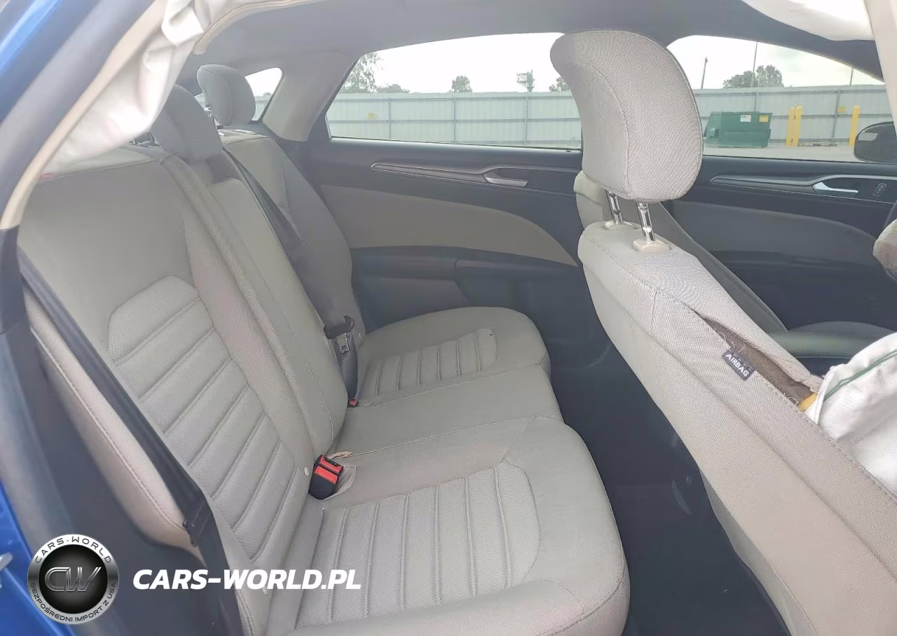 2018 Ford Fusion S Hybrid VIN:3FA6P0UU1JR101039 - 10