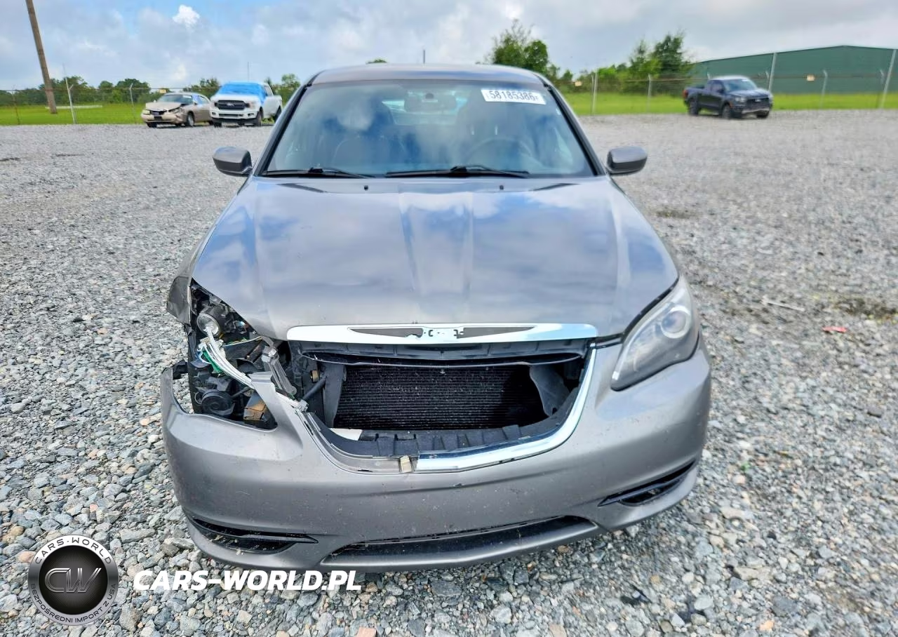 2013 Chrysler 200 Limited VIN:1C3CCBCG2DN693529 - 5
