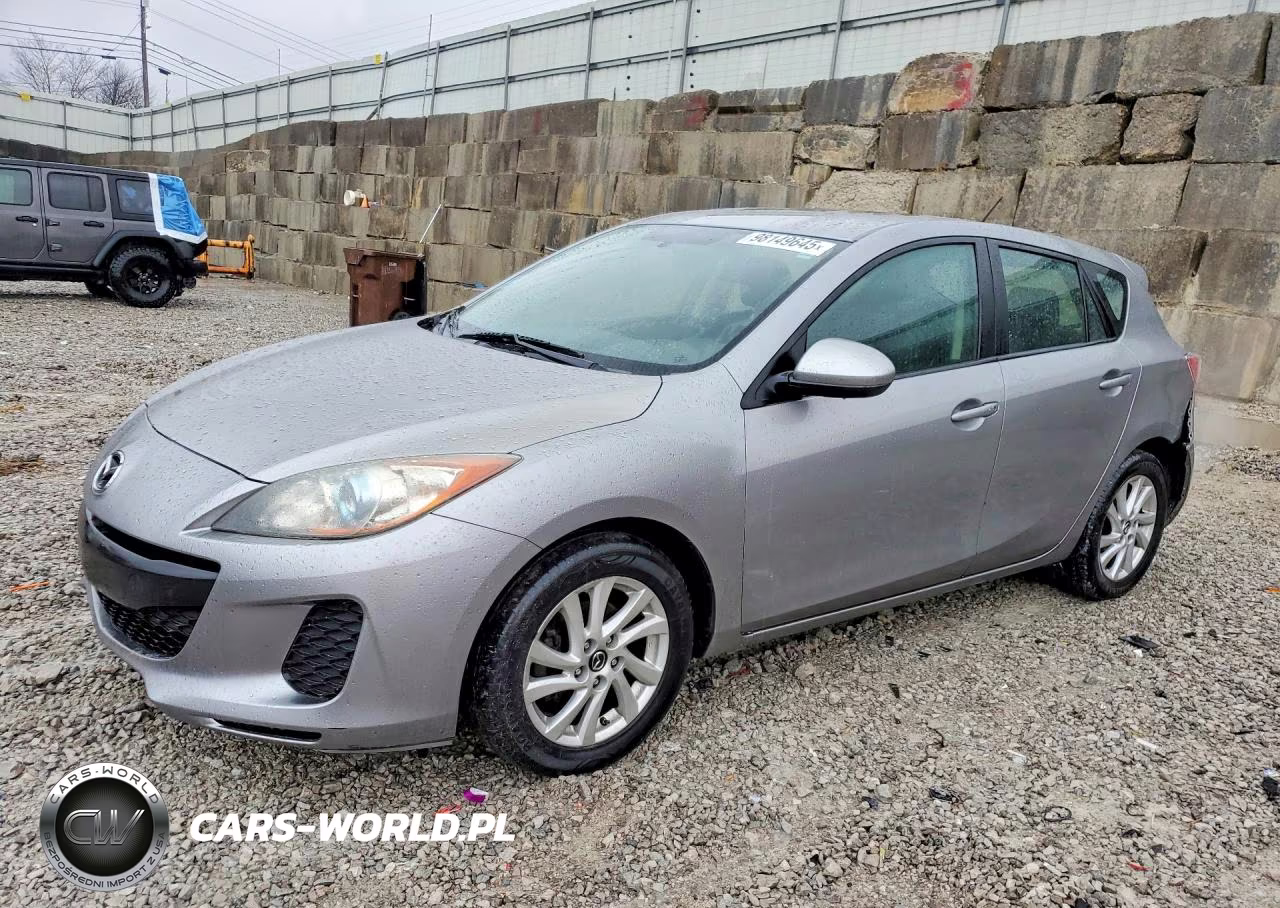 2013 Mazda 3 I