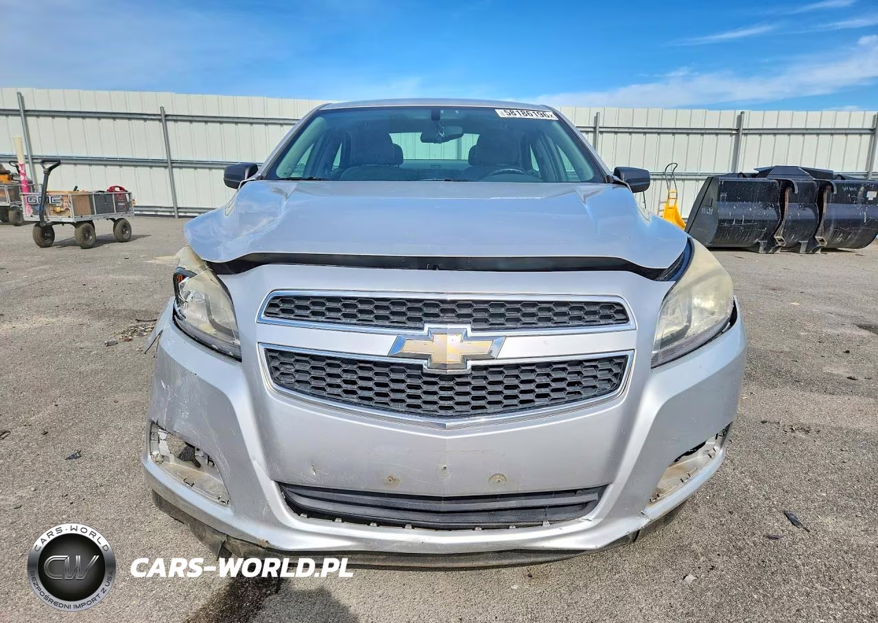2013 Chevrolet Malibu Ls VIN:1G11A5SAXDF342491 - 5