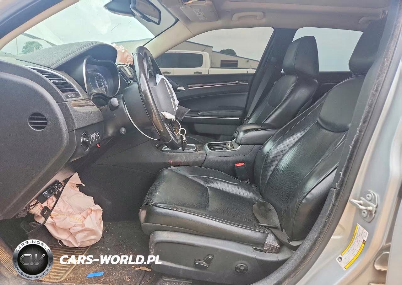 2020 Chrysler 300 Limited VIN:2C3CCAEG5LH102835 - 7