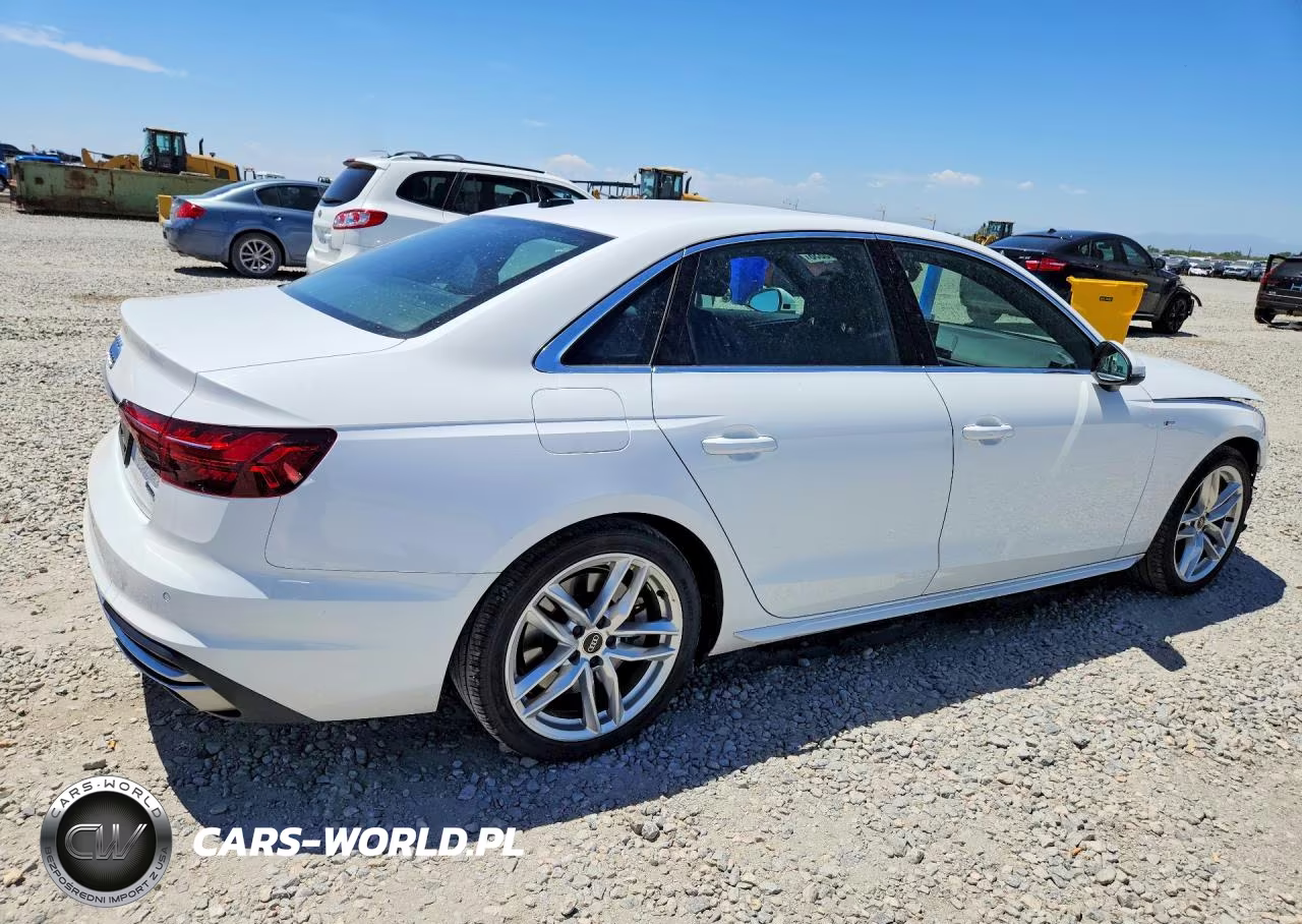 2023 Audi A4 Premium Plus 45 VIN:WAUEAAF4XPN011309 - 3