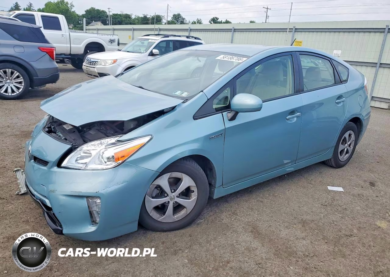 2015 Toyota Prius Two – zdjęcie 1 z 12