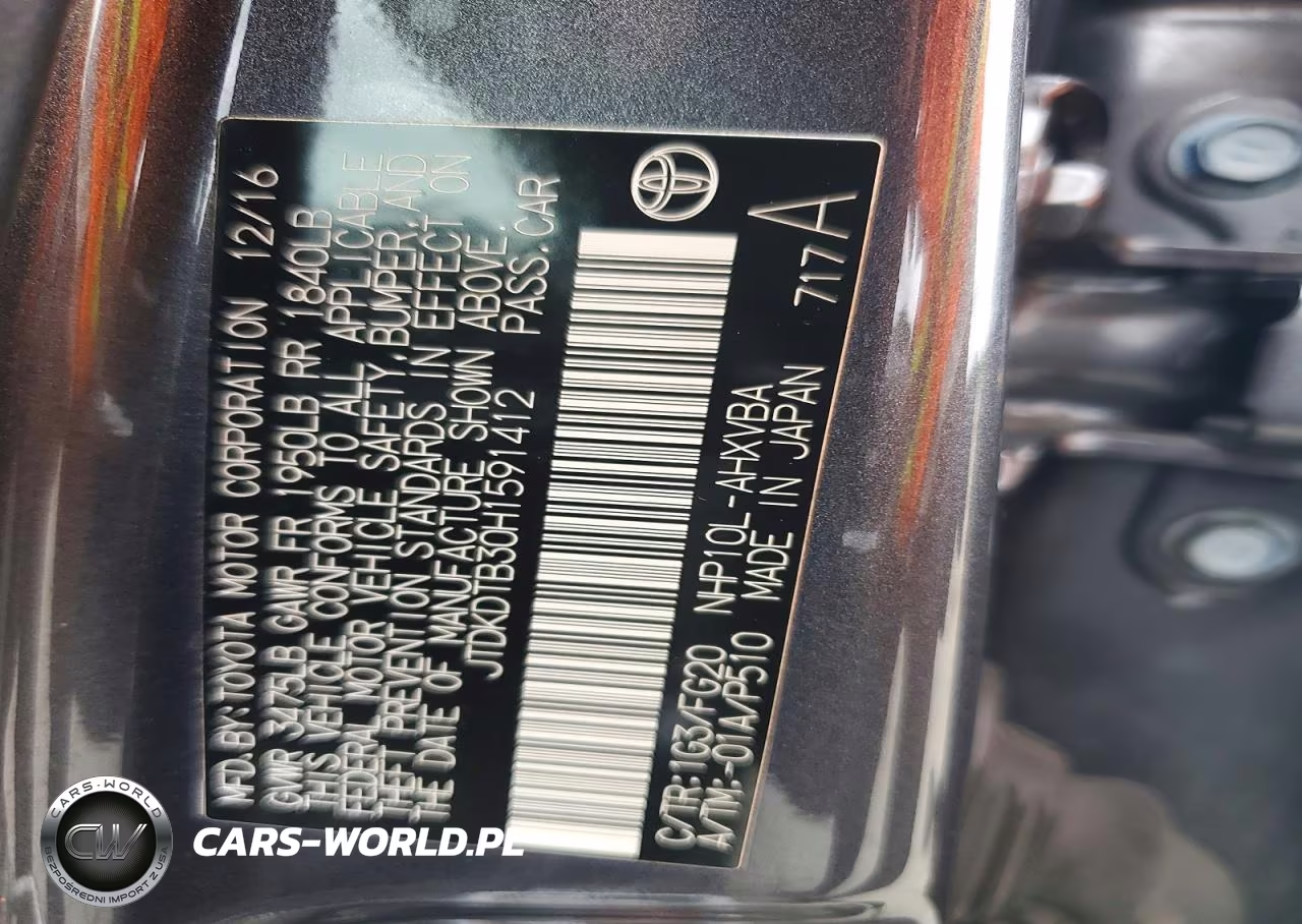 2017 Toyota Prius C Two VIN:JTDKDTB30H1591412 - 13