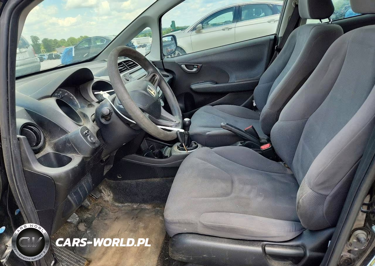2010 Honda Fit VIN:JHMGE8G20AS013213 - 7
