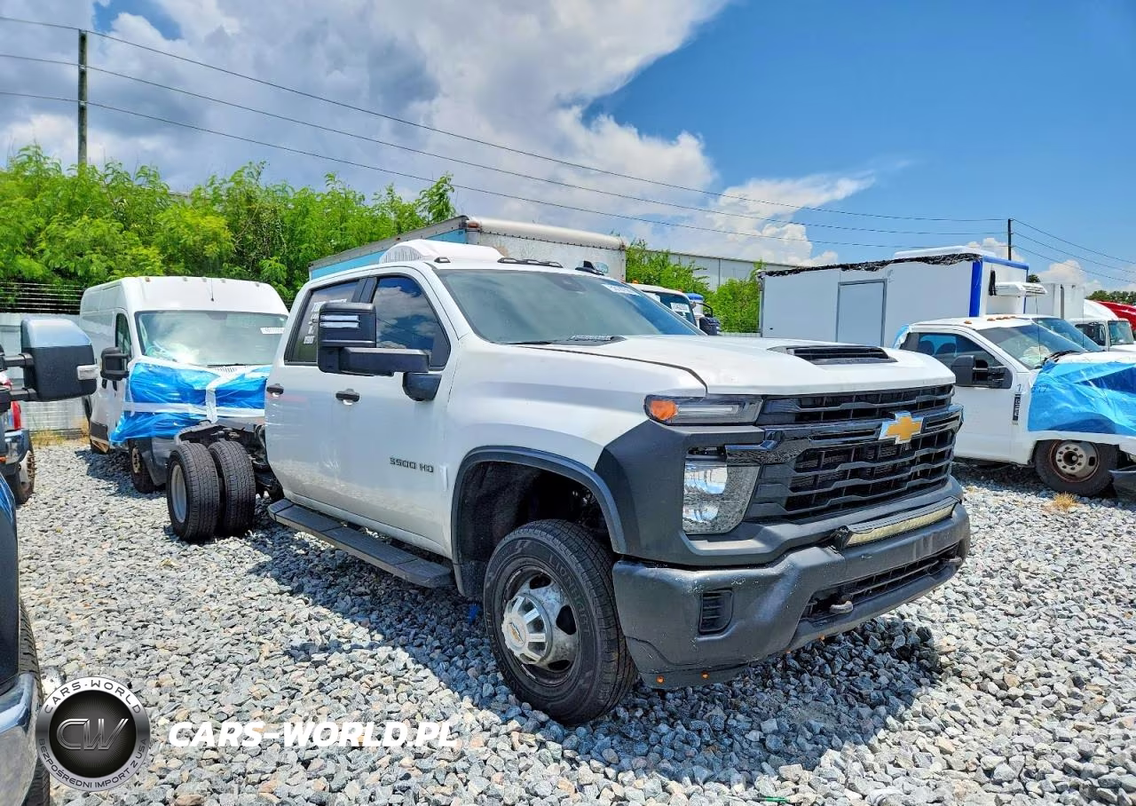 2024 Chevrolet Silverado K3500 – zdjęcie 1 z 10