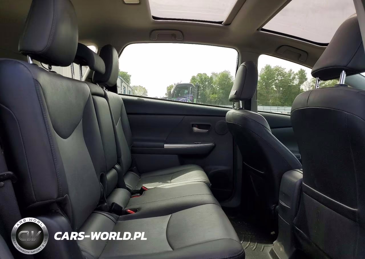 2013 Toyota Prius V Five VIN:JTDZN3EU7D3258848 - 10