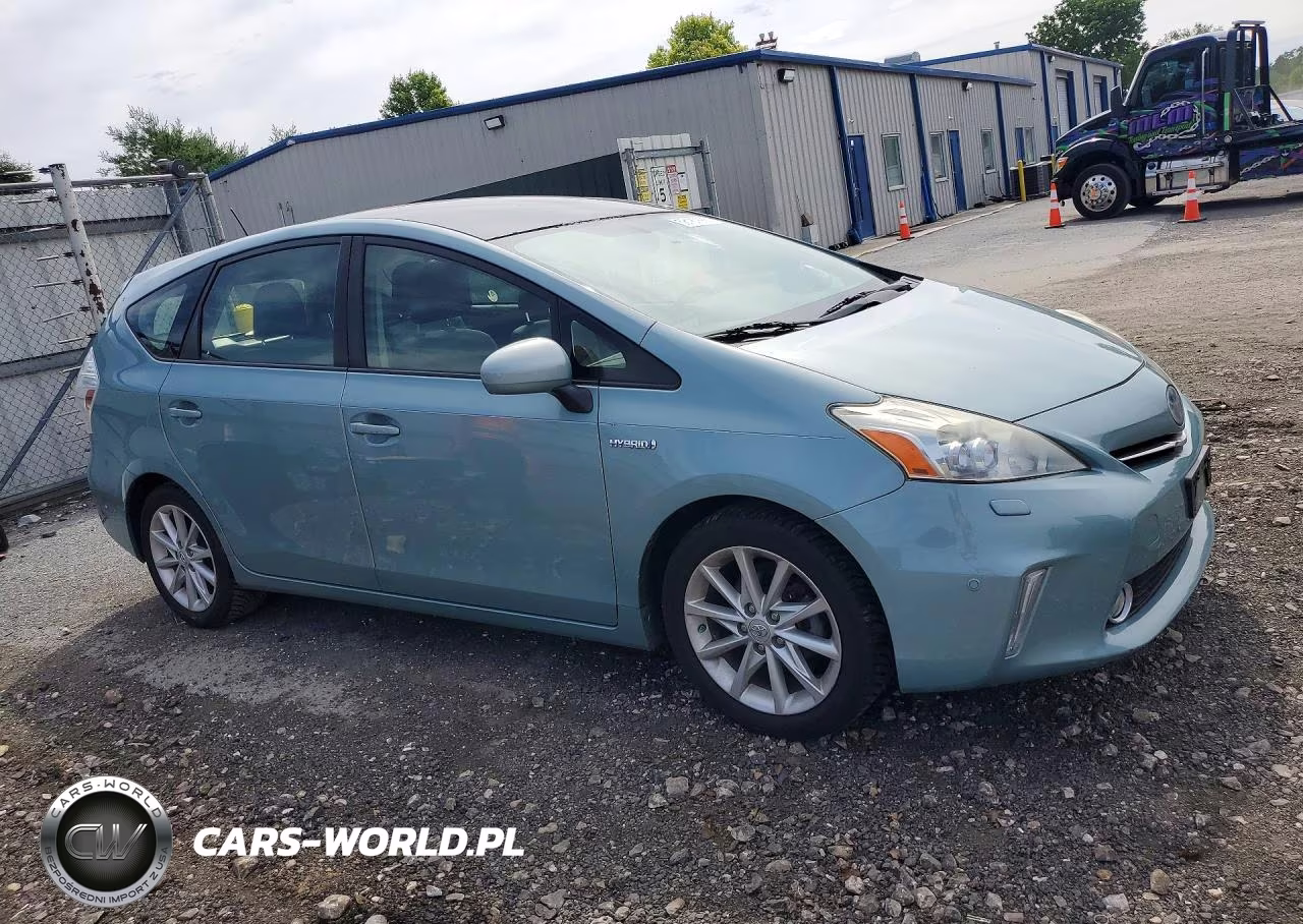 2013 Toyota Prius V Five VIN:JTDZN3EU7D3258848 - 4