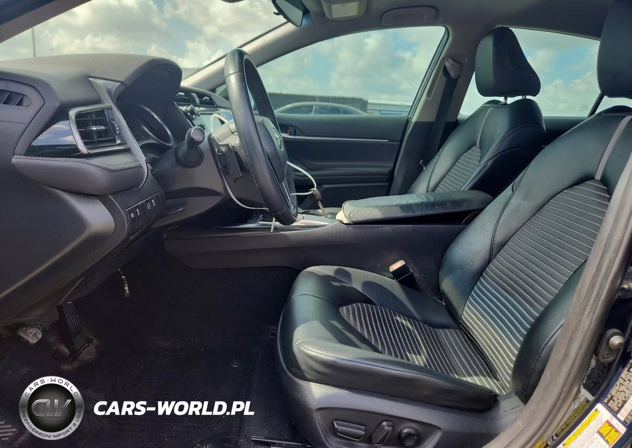 2020 Toyota Camry Se VIN:4T1G11AK4LU988667 - 7