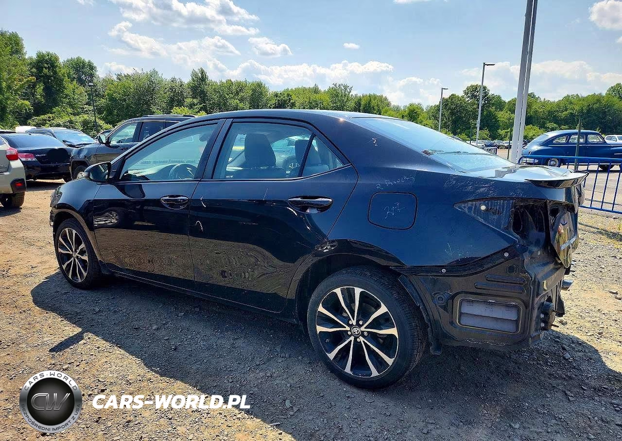 2018 Toyota Corolla Se VIN:2T1BURHE1JC063794 - 2