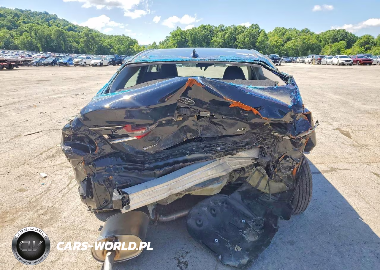 2025 Toyota Camry Le VIN:4T1DAACK8SU595169 - 6