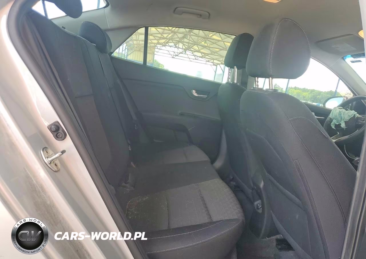 2020 Kia Rio S VIN:3KPA24AD4LE353165 - 10