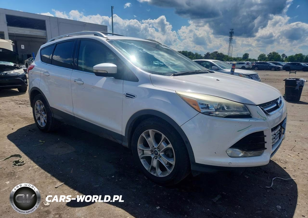 2015 Ford Escape Titanium VIN:1FMCU9J96FUA49364 - 4