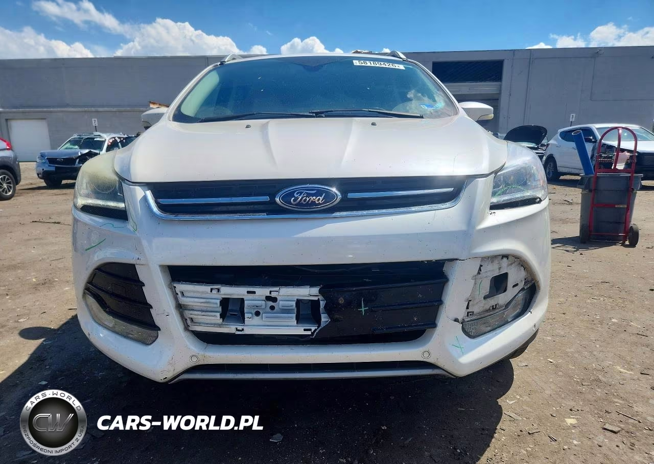 2015 Ford Escape Titanium VIN:1FMCU9J96FUA49364 - 5