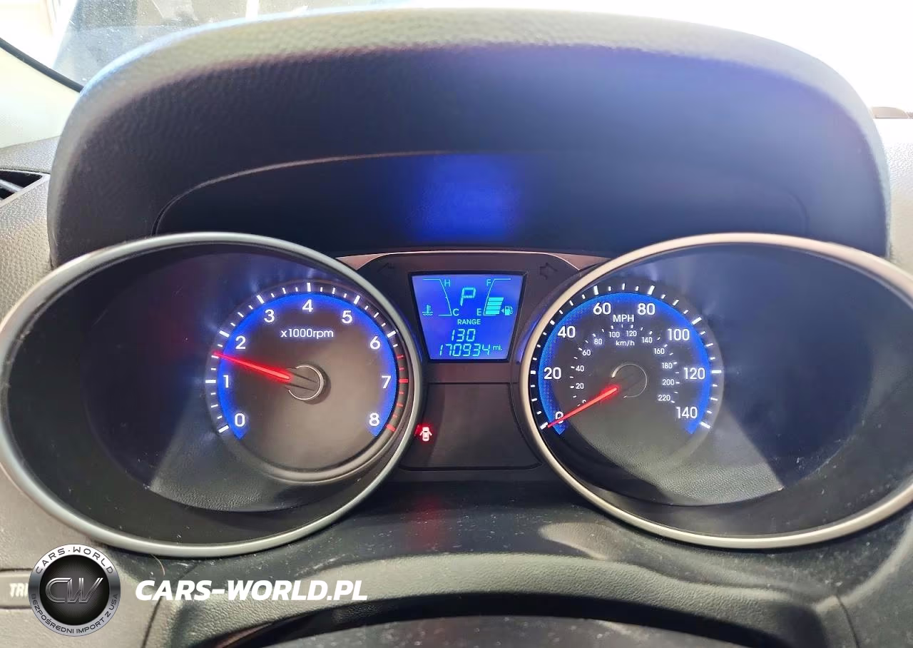 2011 Hyundai Tucson Limited VIN:KM8JUCAC9BU310738 - 9