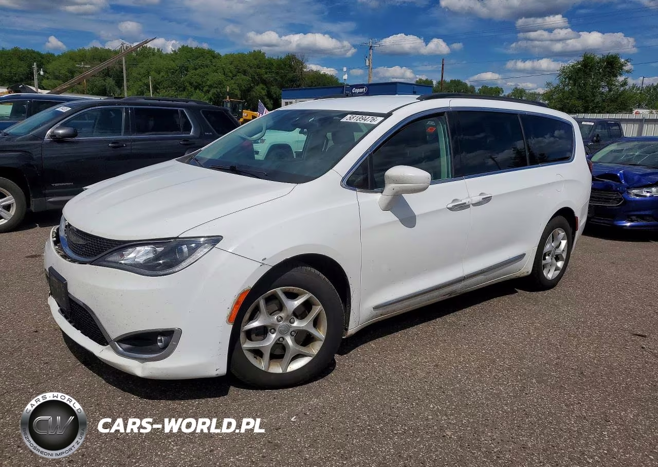 2017 Chrysler Pacifica Touring L