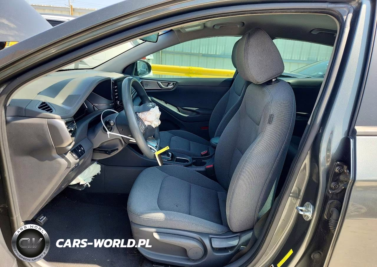 2020 Hyundai Ioniq Blue VIN:KMHC65LC8LU229047 - 7