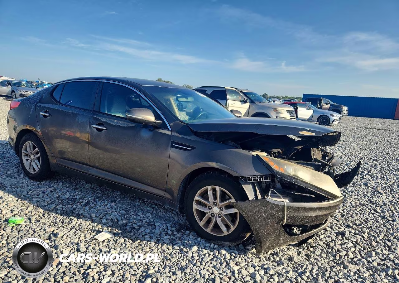 2012 Kia Optima Lx VIN:5XXGM4A77CG047986 - 4