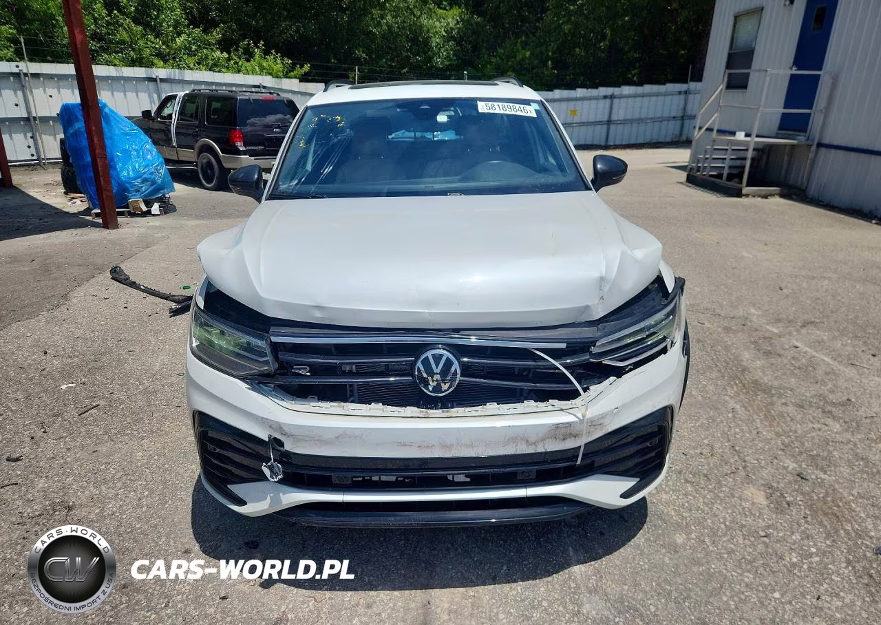 2024 Volkswagen Tiguan Se R-Line Black VIN:3VVCB7AX4RM085805 - 5