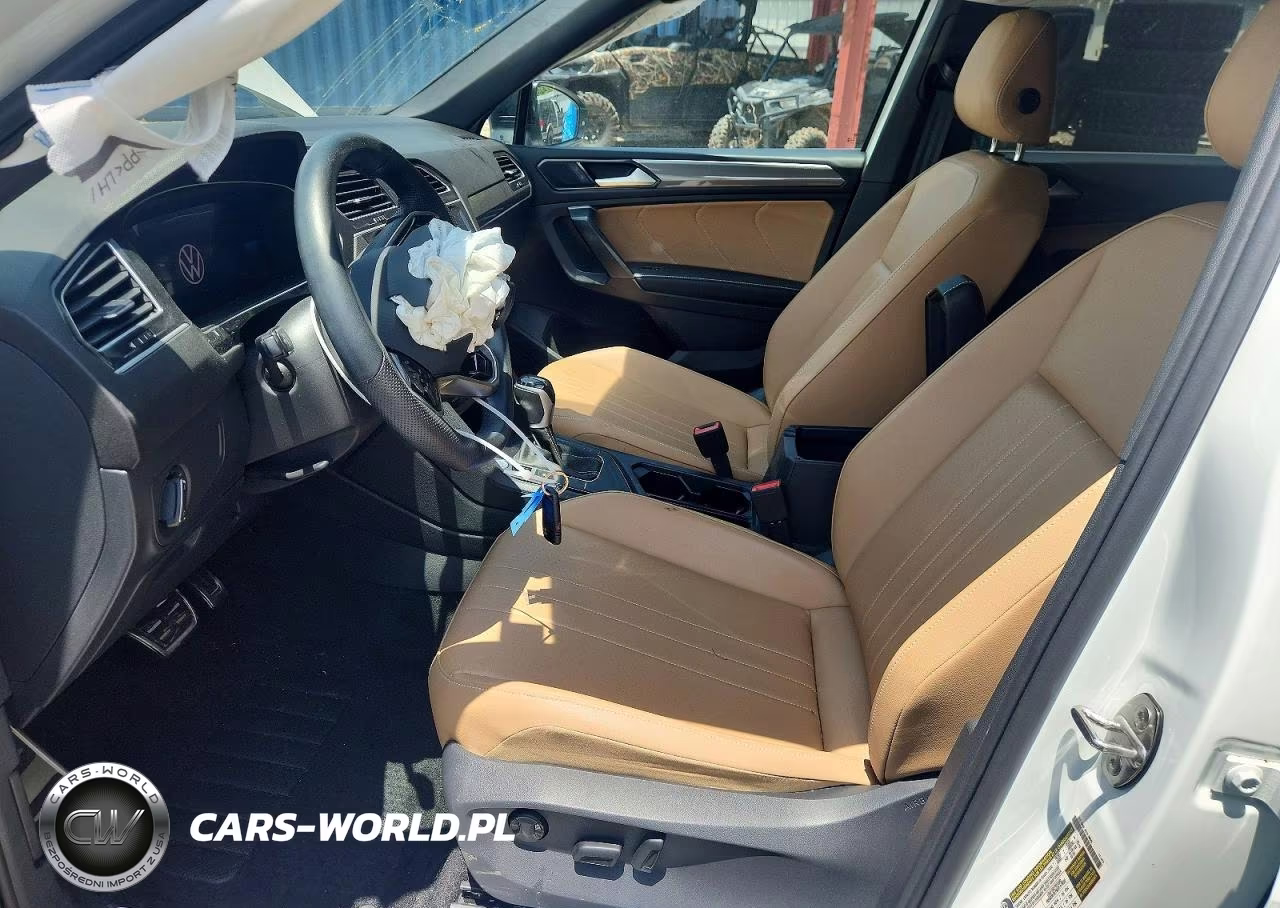 2024 Volkswagen Tiguan Se R-Line Black VIN:3VVCB7AX4RM085805 - 7