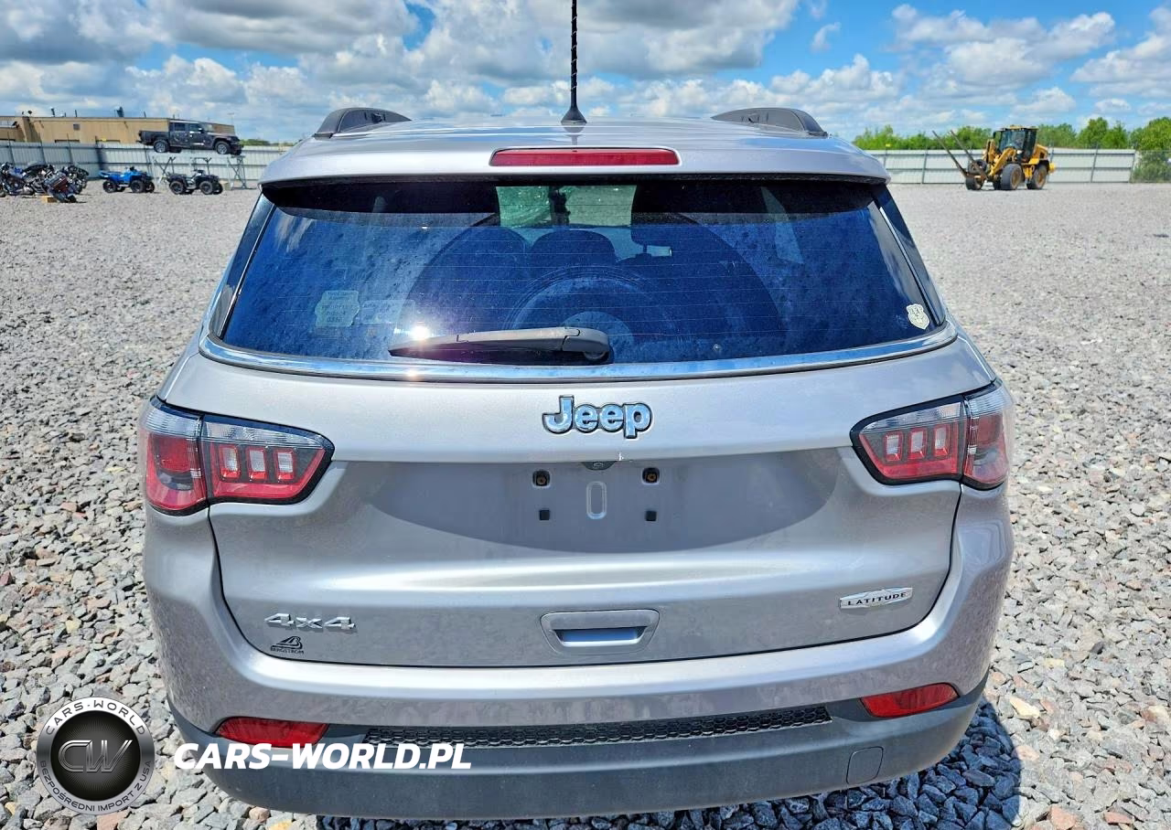 2018 Jeep Compass Latitude VIN:3C4NJDBB7JT366065 - 6