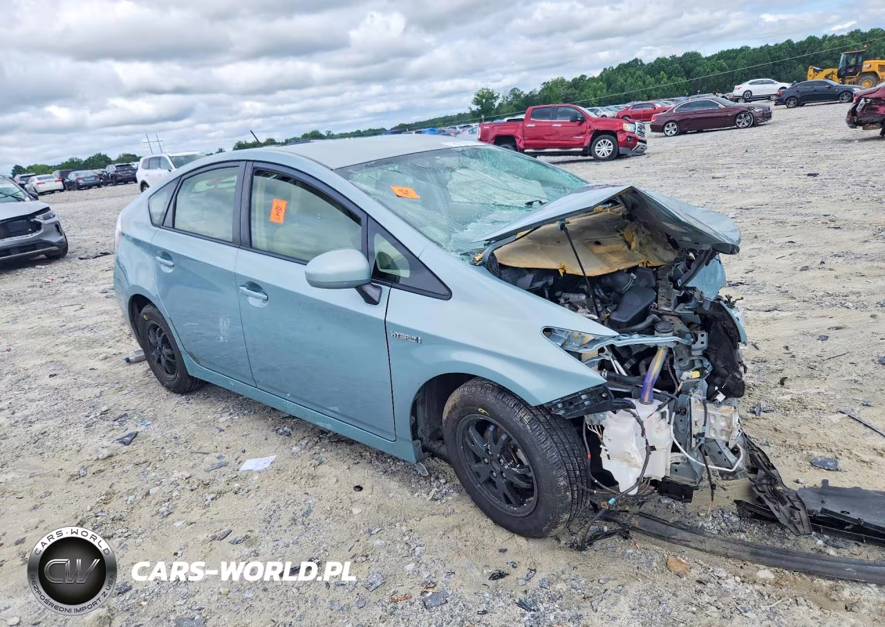 2012 Toyota Prius Two VIN:JTDKN3DU8C1531938 - 4
