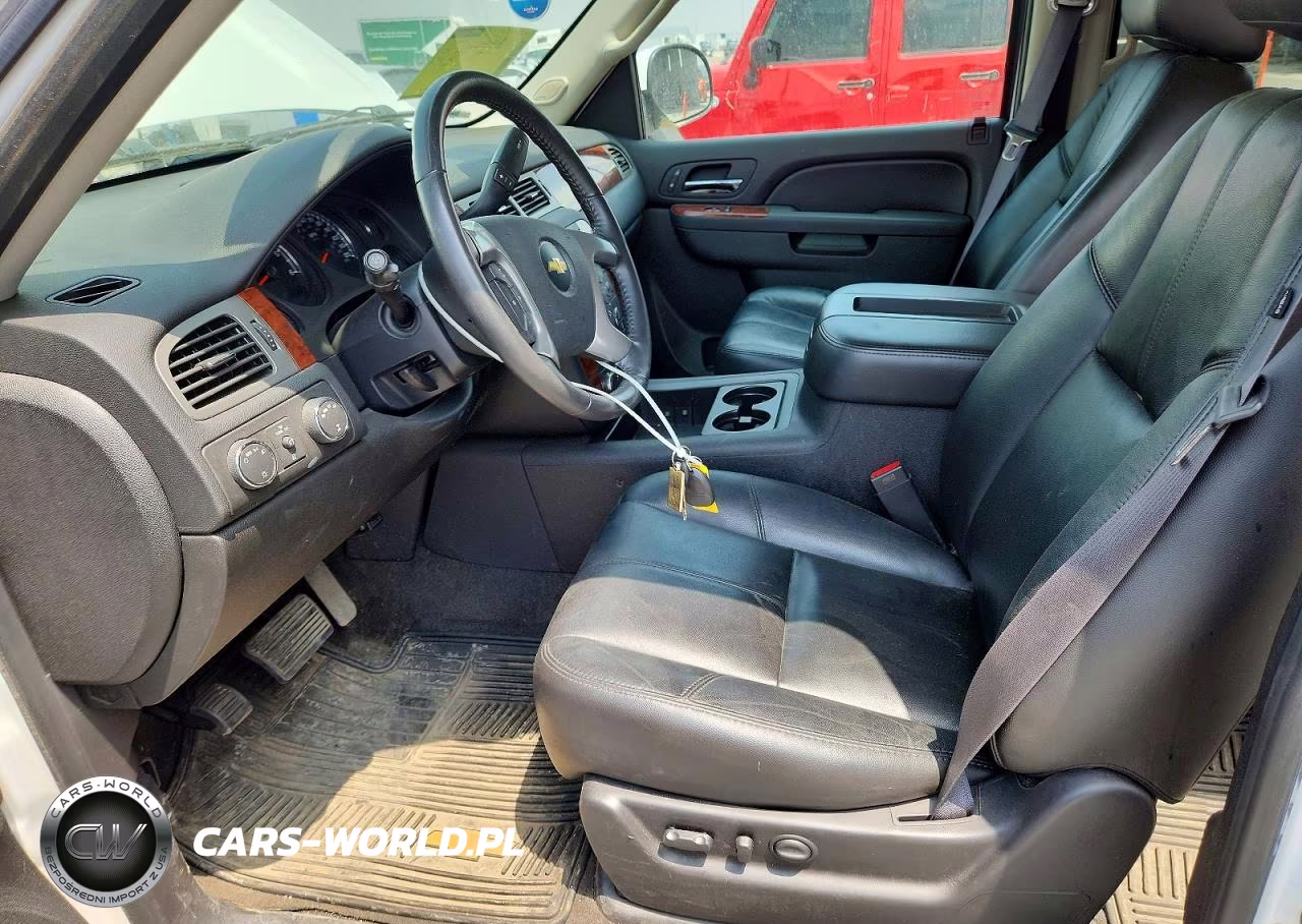 2011 Chevrolet Suburban K1500 Lt VIN:1GNSKJE33BR397205 - 7