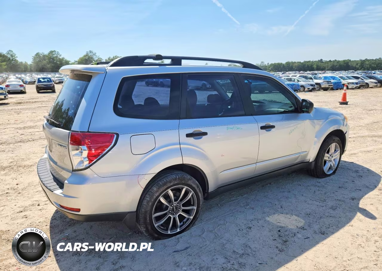 2010 Subaru Forester Xs VIN:JF2SH6BC2AH792538 - 3