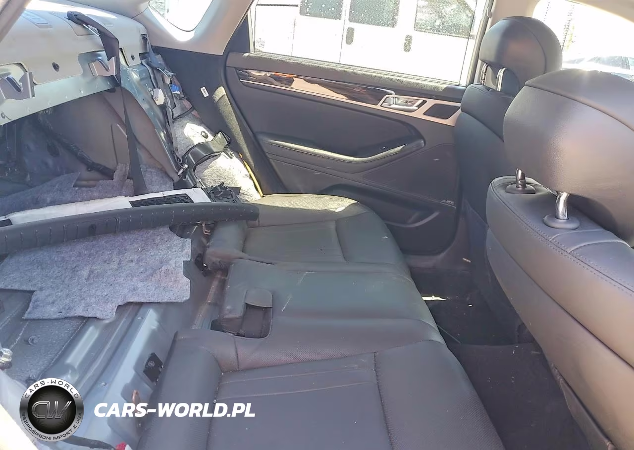 2017 Genesis G80 3.8 VIN:KMHGN4JE1HU180140 - 10