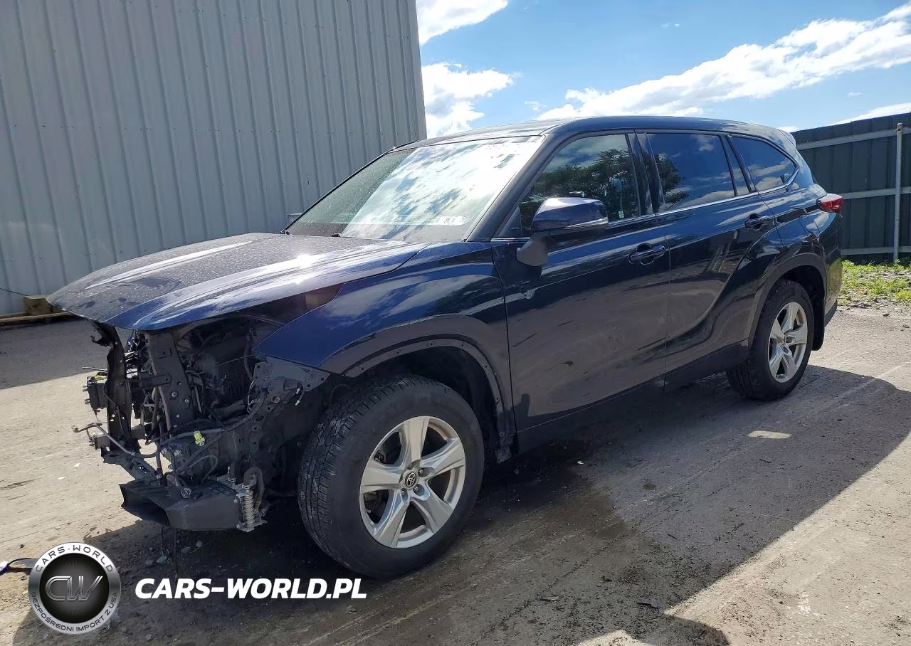 2020 Toyota Highlander Le – zdjęcie 1 z 13