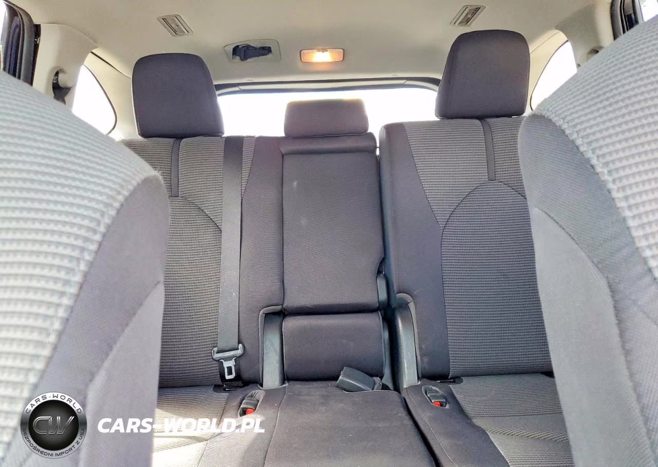 2020 Toyota Highlander Le VIN:5TDBZRBH2LS010147 - 10