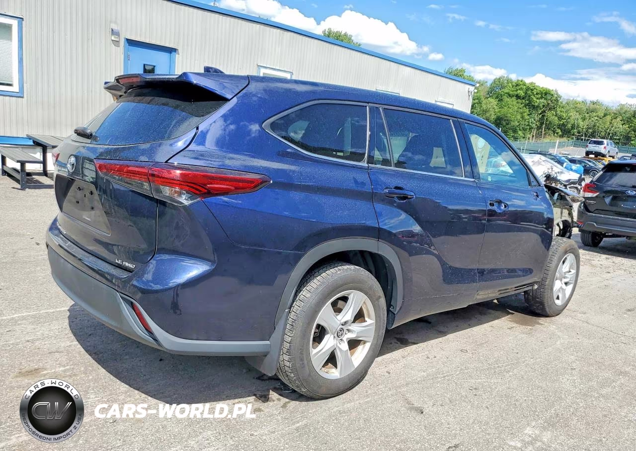 2020 Toyota Highlander Le VIN:5TDBZRBH2LS010147 - 3