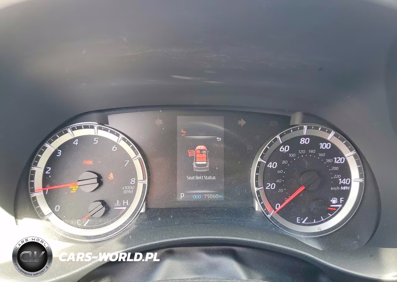 2020 Toyota Highlander Le VIN:5TDBZRBH2LS010147 - 9