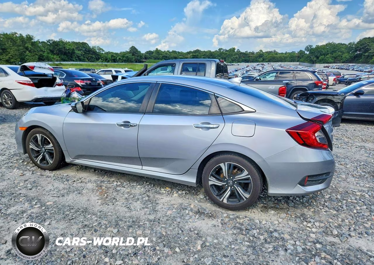2016 Honda Civic Touring VIN:19XFC1F95GE035941 - 2