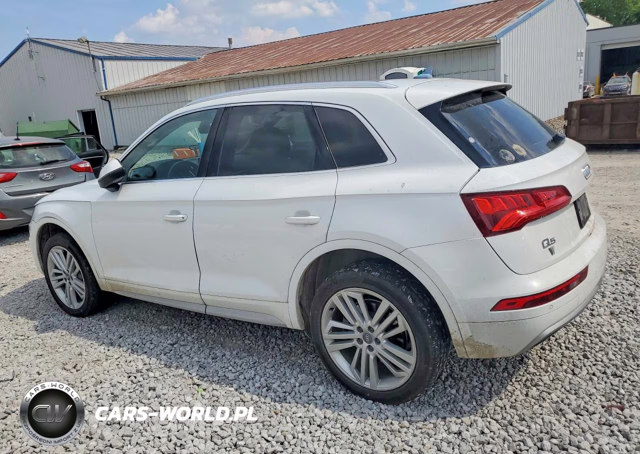 2018 Audi Q5 Premium Plus VIN:WA1BNAFY0J2056940 - 2