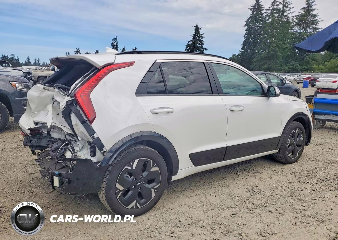 2023 Kia Niro Wave VIN:KNDCT3L14P5013714 - 3