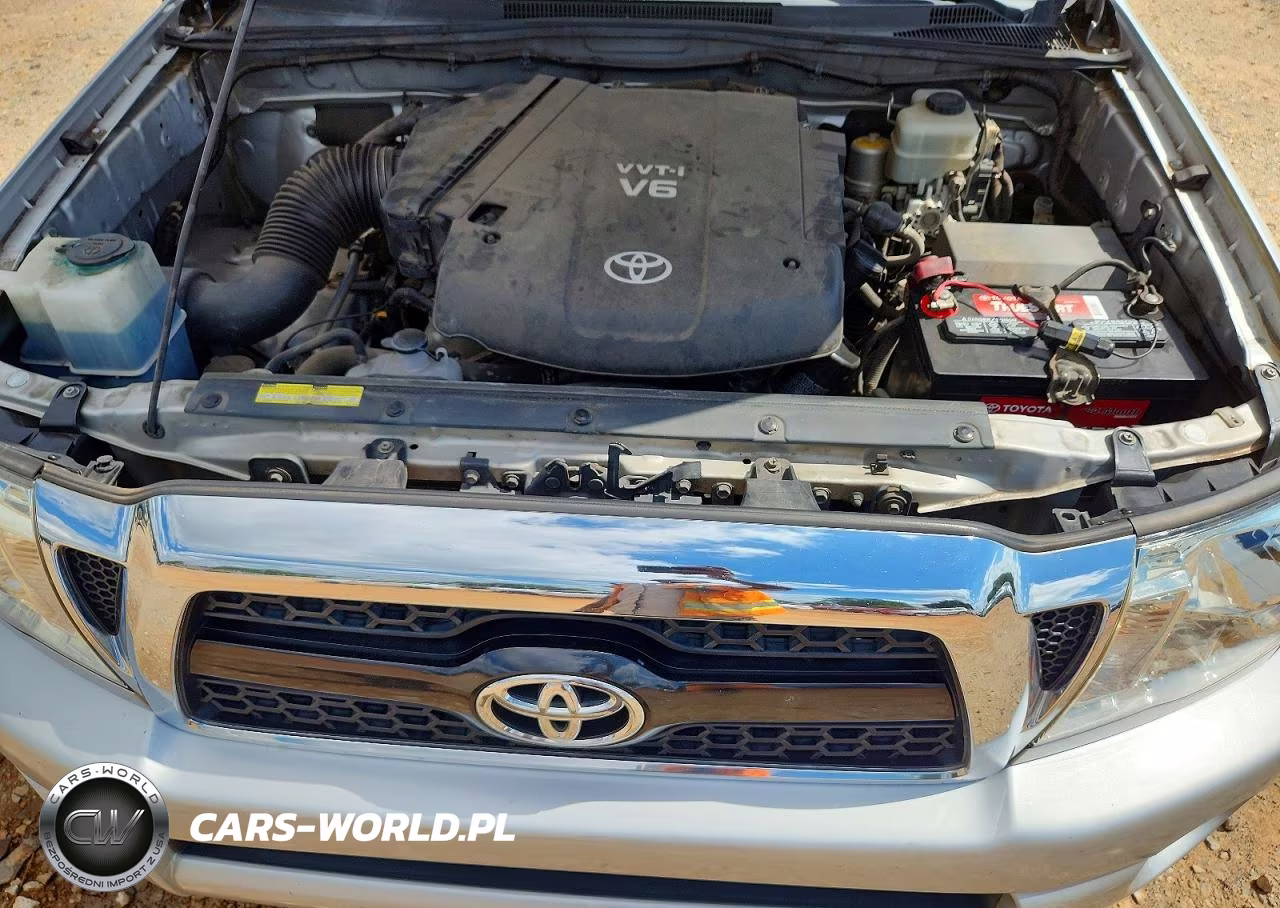 2011 Toyota Tacoma Double Cab VIN:3TMLU4EN5BM057646 - 11