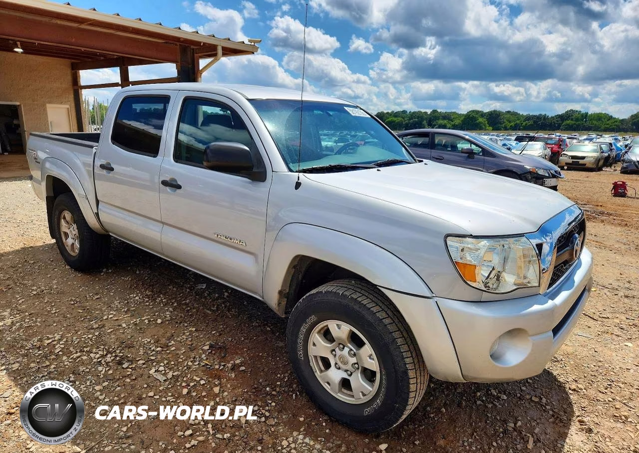 2011 Toyota Tacoma Double Cab VIN:3TMLU4EN5BM057646 - 4