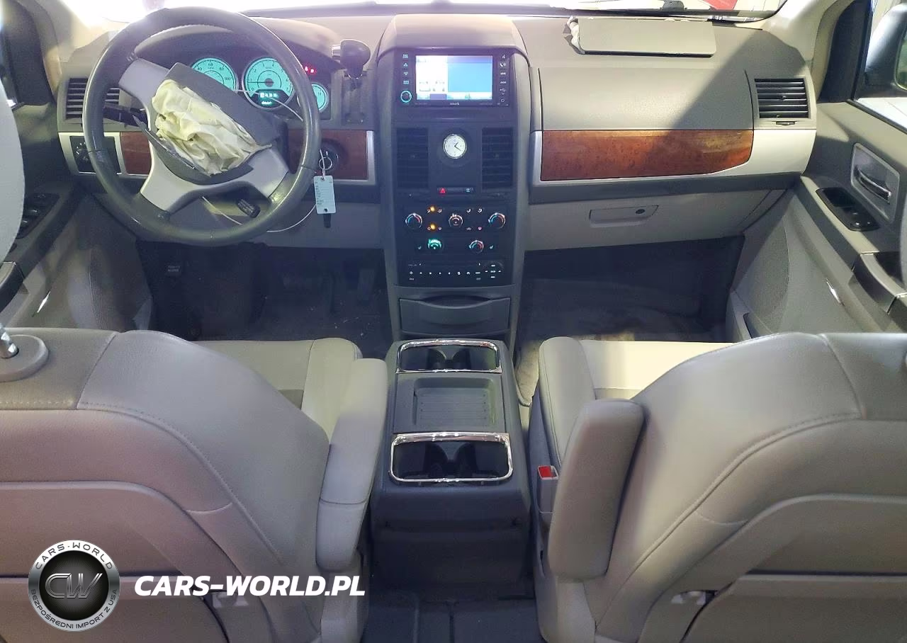 2008 Chrysler Town & Country Touring VIN:2A8HR54P98R152835 - 8