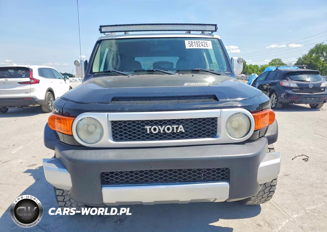 2007 Toyota Fj Cruiser Base VIN:JTEZU11F270011673 - 5