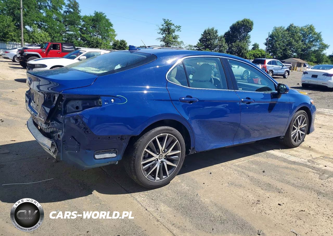 2024 Toyota Camry Xle VIN:4T1F31AK7RU078008 - 3