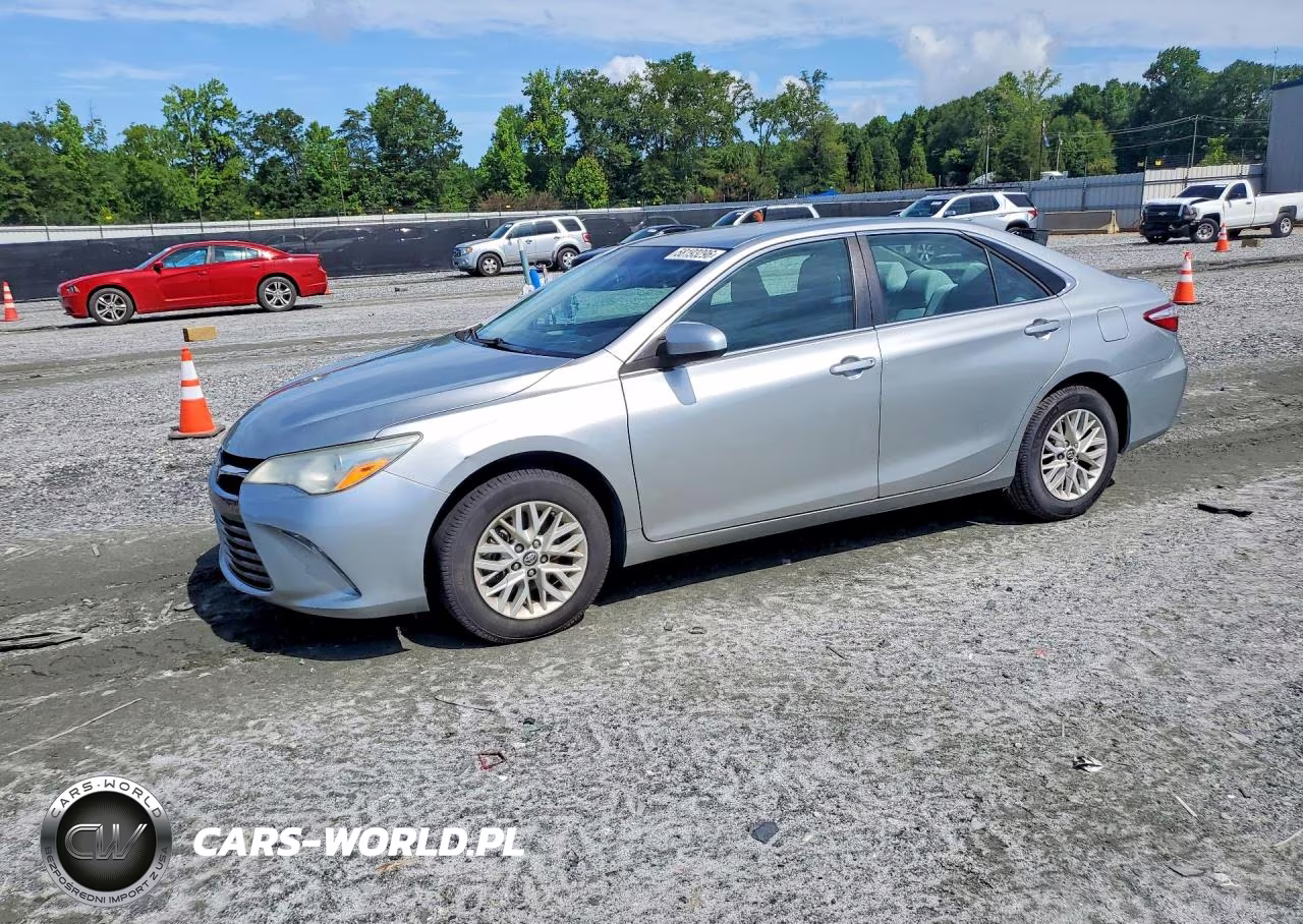 2017 Toyota Camry Le – zdjęcie 1 z 12