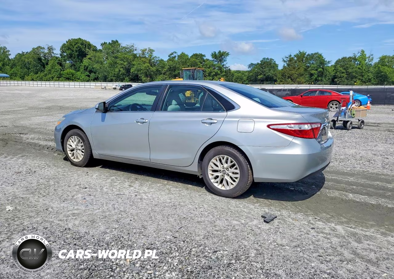 2017 Toyota Camry Le VIN:4T1BF1FK1HU677094 - 2