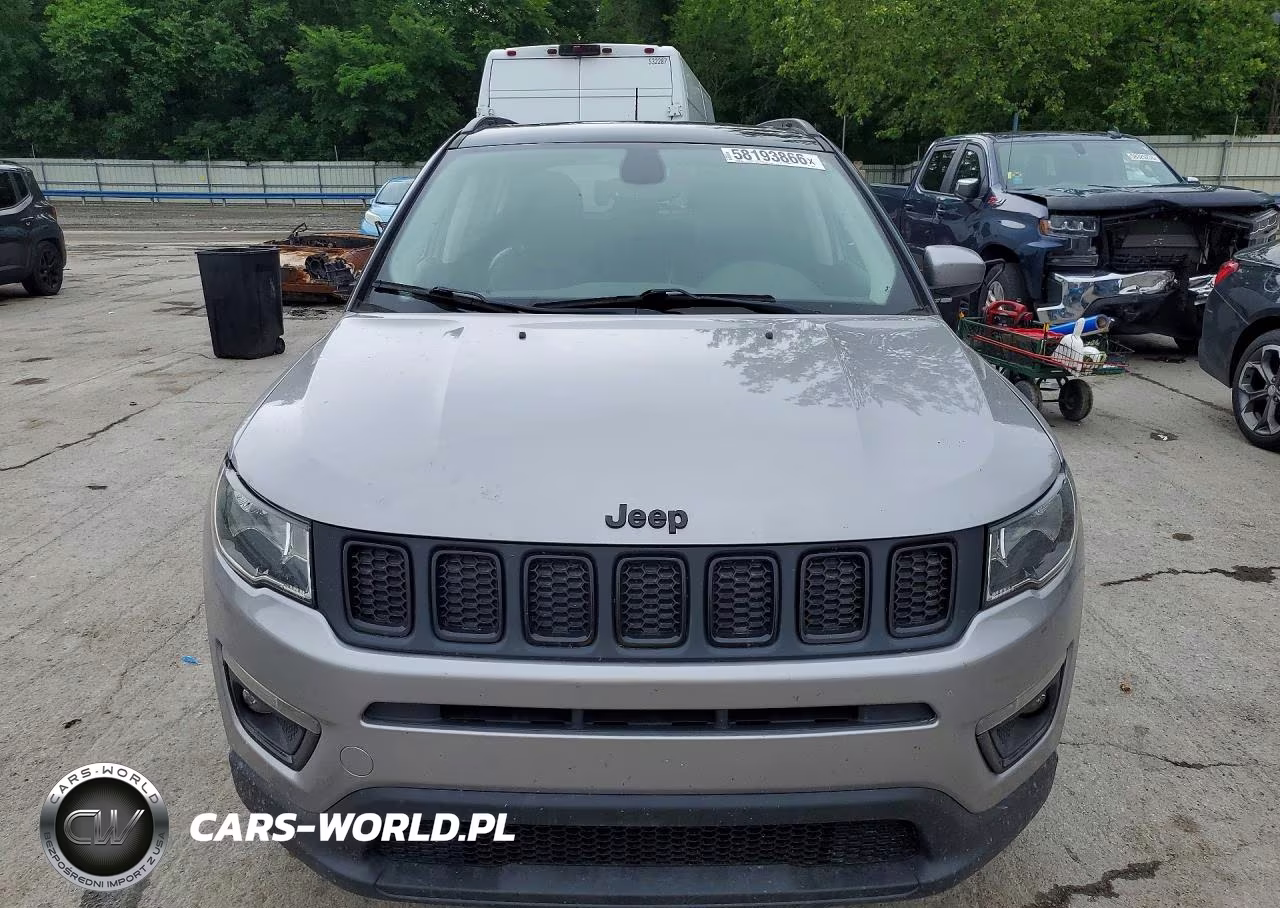 2019 Jeep Compass Latitude VIN:3C4NJDBB0KT696616 - 5
